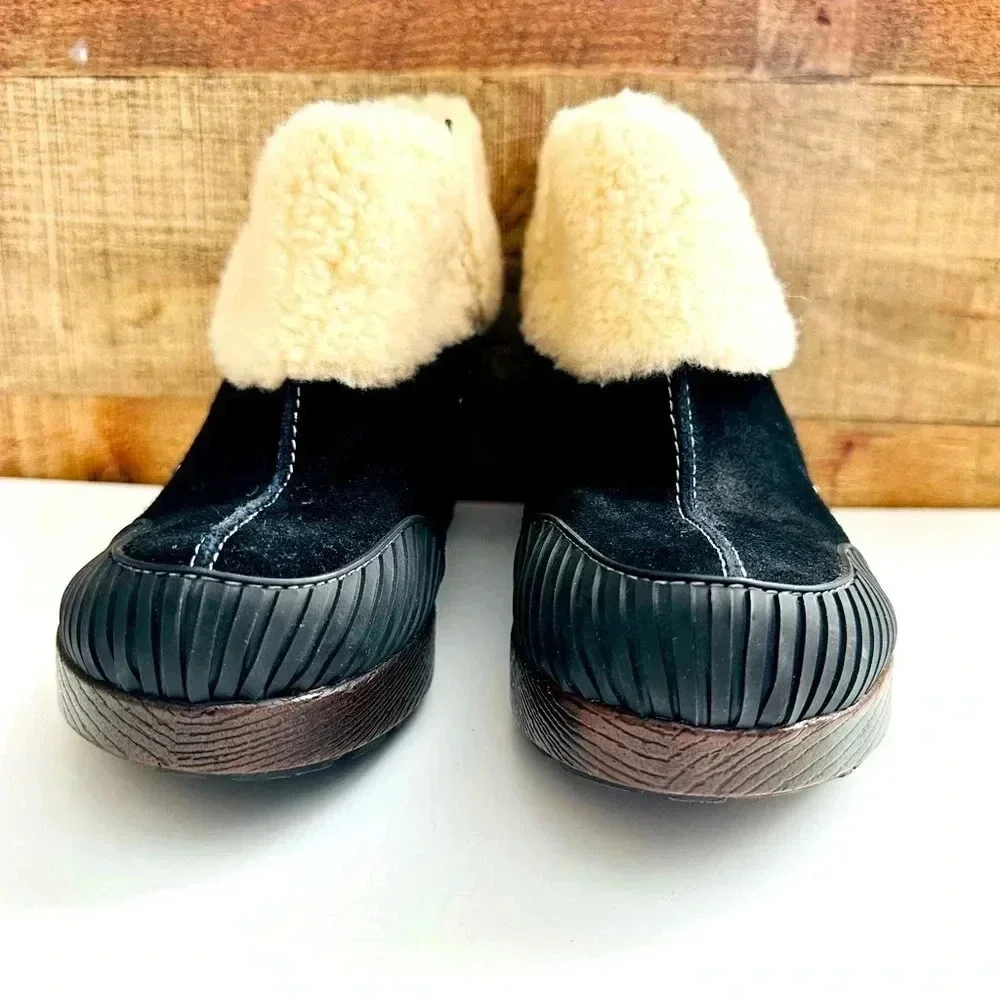 Jambu Holland Black Leather Sherpa Fur Trim Booties